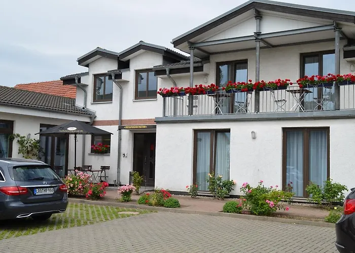 Hotel-Pension Pastow Garni